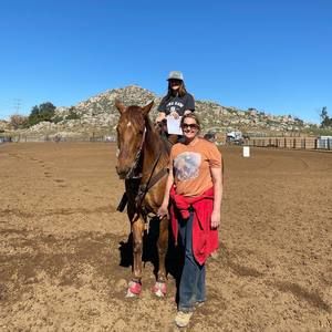 Meet your Posher, Laurie